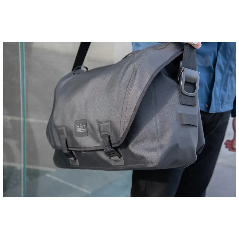 Brompton Metro Waterproof Bag Large Black-8